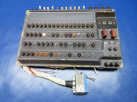 0125-1359 Cessna 0813682-3 310 / 310r Circuit Breaker Panel Assy P/n