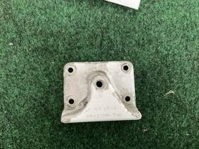 0842105-498 Cessna 0842105498 310/401/402 - Nose Gear Retainer Truss Lh Pn
