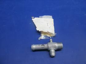 0850695-1 Cessna Turbocharger Oil Line Fitting P/n Nos 0225-927