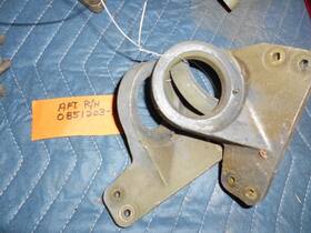 0851203-14 Cessna 340a Aft R/h Engine Mount Fitting P/n