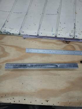 10-107-01 Cessna Aileron Weight P/n - 150 172 180 182 185 205 210