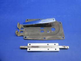 1217049-1 Cessna 210 Lh Cabin Door Latch P/n For Parts 0425-883