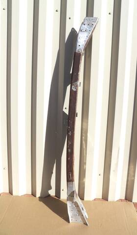123406-4 Cessna 123406-2 210 Rh Door Post Assy
