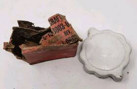 156003 Cessna Oil Cap C - -0191 Original With Crappy Box