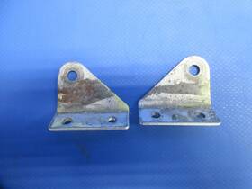 0824-1061 Cessna 2011028-1 177b Cardinal Seat Belt Fitting Lh And Rh P/n -2
