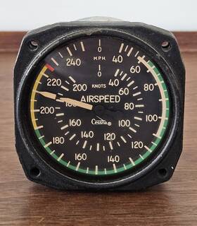 22-696-037 Cessna Airspeed Indicator Part No. Garwin Inc. Parts Only