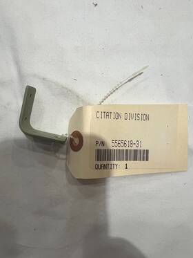 5565618-31 Cessna New Clip P/n With Citation Tag Only