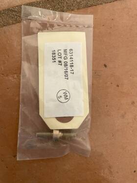 6314118-17 Cessna Textron Citation Screw New Old Stock 6314118-17 Cessna Textron Citation Screw New Old Stock