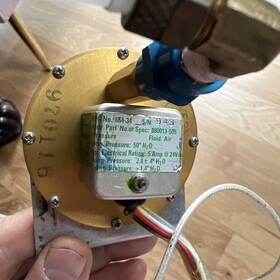 654-34 Cessna 654-9 Mooney/other Models Vep Pressure Switch P/n S/n 943 654-34 Cessna 654-9 Mooney/other Models Vep Pressure Switch P/n S/n 943