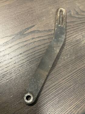 76028 Cessna 172n Alternator Adjusting Arm P/n