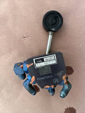 9881020-2 Cessna Landing Gear Selector Valve Assy