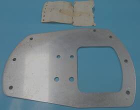 0741046-7 Cessna Aircraft 172 Skyhawk Main Gear Wheel Fairing Mounting Left Attach Plate