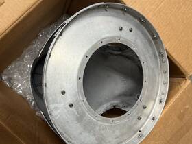 D-5212 Cessna Aircraft Parts D5217 421c Three Blade Propeller Spinner W Aft Bulkhead And Cuffs