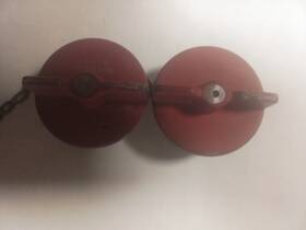 C-100084-1 Cessna 2. 337g Vented Fuel Caps With Chain