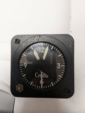 S-1317-112 Cessna Aircraft Clock Indicator P/n For Parts