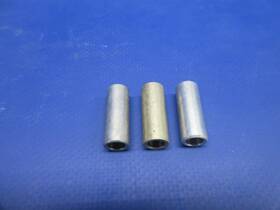 S133-4p32 Cessna 310 / 310r Spacer P/n Lot Of 3 Nos 0125-801