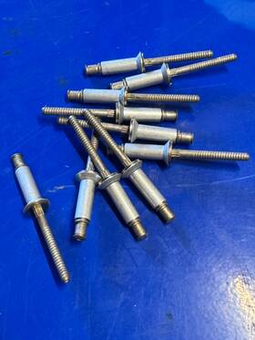 Cr3212-6-06 Cherrymax Rivets Set Of 10