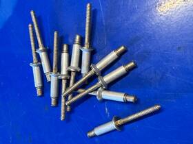Cr3212-6-7 Cherrymax Rivets Set Of 10