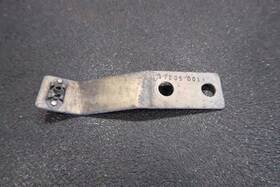 17205-001 Cirrus Sr20 Lh Inboard Wheel Fairing Bracket