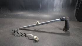 13975-002 Cirrus 17672-006 Sr20 Rh Copilot Yoke Grip And Shaft Assy With Autopilot