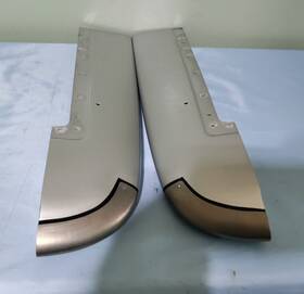 19633-003 Cirrus Elevator Tips Right And Left # As Removed Silver