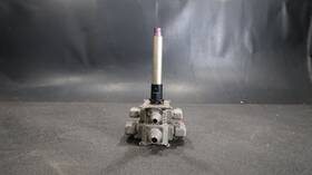 Fs2520d2-4b-2m-c Cirrus Sr20 Fuel Selector Valve Assembly