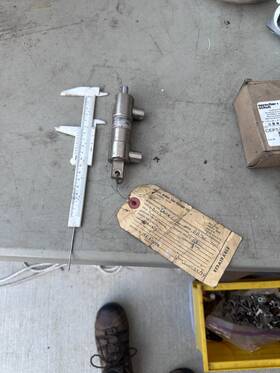 Pa31 Cleveland Wheels & Brakes A177 And Model P/n Brake Cylinder - Repairable