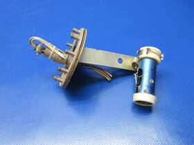 1224-1264 Consolidated Airborne Paa700-13 Cessna Lh Fuel Level Transmitter With Mount P/n Warranty
