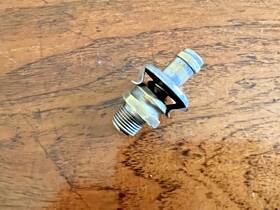 Bj1000ah3do Continental Aircraft Engine Oil Drain Valve Pn Gum