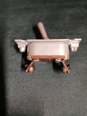An3022-2 Cutler Hammer 3022-2 Nos - Toggle Switch St 45 A Bh