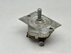 45a-7400-1 Cutler Hammer Ms25128-1 3-way Aircraft Toggle Switch