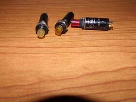 913-1430 Dialco Push-button Aircraft Lights And More 913-1430 Dialco Push-button Aircraft Lights And More