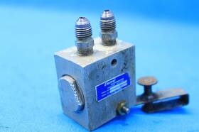 Ea1169 Electrol Used Piper Aircraft Landing Gear Anti-retraction Valve Pn 18954 Ea1169 Electrol Used Piper Aircraft Landing Gear Anti-retraction Valve Pn 18954