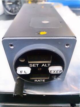 9912409-13 Enviro 52770-116 Cabin Air Controller Pressurization Pn