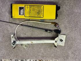 627674-5 Garrett Rescu/88 Emergency Locator Transmitter Piper