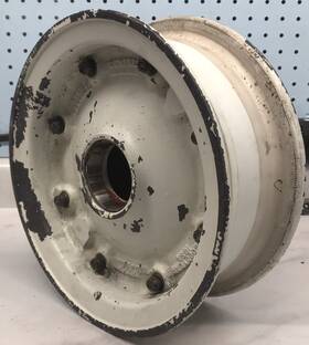 9544207-5 Goodyear Fairchild Metroliner 18 X 4.4 Nose Gear Wheel Assembly -p/n - 9544207-5 Goodyear Fairchild Metroliner 18 X 4.4 Nose Gear Wheel Assembly -p/n -