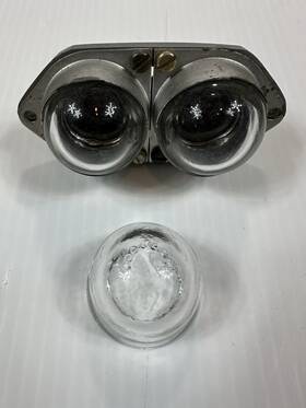 D-7420a-1 Grimes D-7430a-1 Vintage Aircraft Landing Light For 28v Use Lamp No. 1683