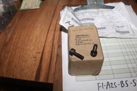 5305-00-995-6914 Honeywell 1-110-151-01 Nos Special Screw Pn Bell Uh-1