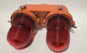 Hughey & Phillips Inc. 0b22 Vintage And Ob22 Dual Red Aircraft Obstruction Beacon Light Nos