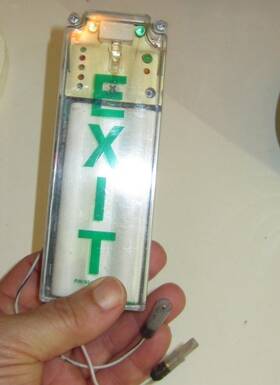 87-3-1002-51-1 Intervalve Aircraft Exit Light Possible Boeing 727/737 As Remov Intervalep/n