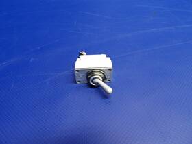 0426-1269 Klixon 7270-5-15 Circuit Breaker 15 Amps P/n Nos