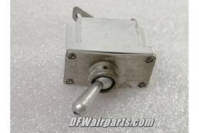 D7270-5-3 Klixon 7270-5-3 3a Aircraft Toggle Switch Circuit Breaker