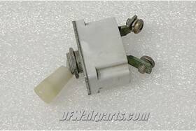 D7270-5-5 Klixon 7270-5-5 Aircraft 5a Circuit Toggle / Switch Breaker