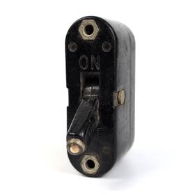 C6363-1-15a Klixon / Spencer Thermostat Co. Wwii 15a Aircraft Circuit Breaker Aviation P-51 B-17