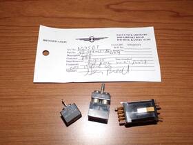 95-44-15-b6-55639 Korry 95-44-15-b6-55 Aircraft Prop Sync And Nose L/r Annunciator Switch