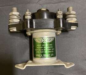 An3370-2 Leach Corp 7264-570 Relay 200 Amp Spst Volts 24-28 D.c. Mfg Part No