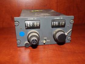 2488600-2 Lear Jet Comm 1a/1b Set