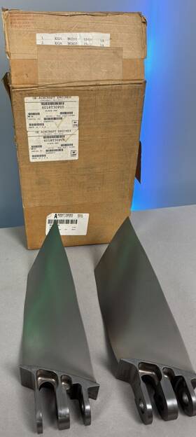 6018t30p03 Learjet Lot Of 2 New In Box Turbine 14 Inch Blades Jet Titanium Shpfast