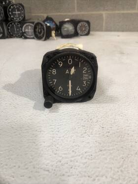 C661011-0105 Mac Leod Instruments 12002-0105 Indicator Altimeter