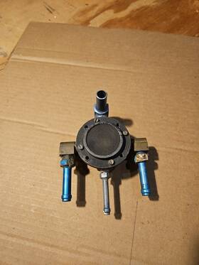 6803a Manning Maxwell & Moore And Suction Regulating Valve